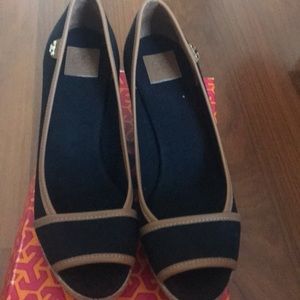 Tory Burch platform